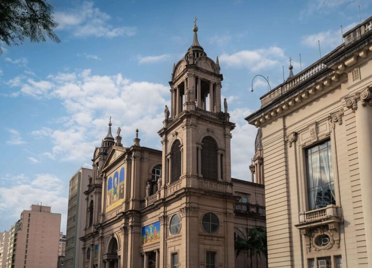 Catedral Mteropolitana de Porto Alegre.