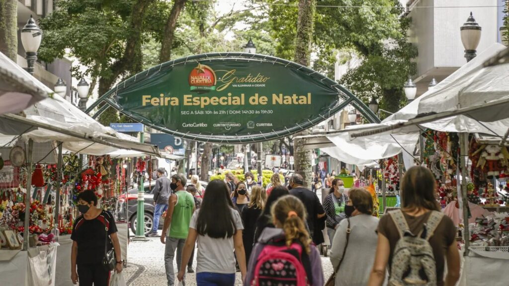 Feirinha de Natal da Praça Osório em Curitiba